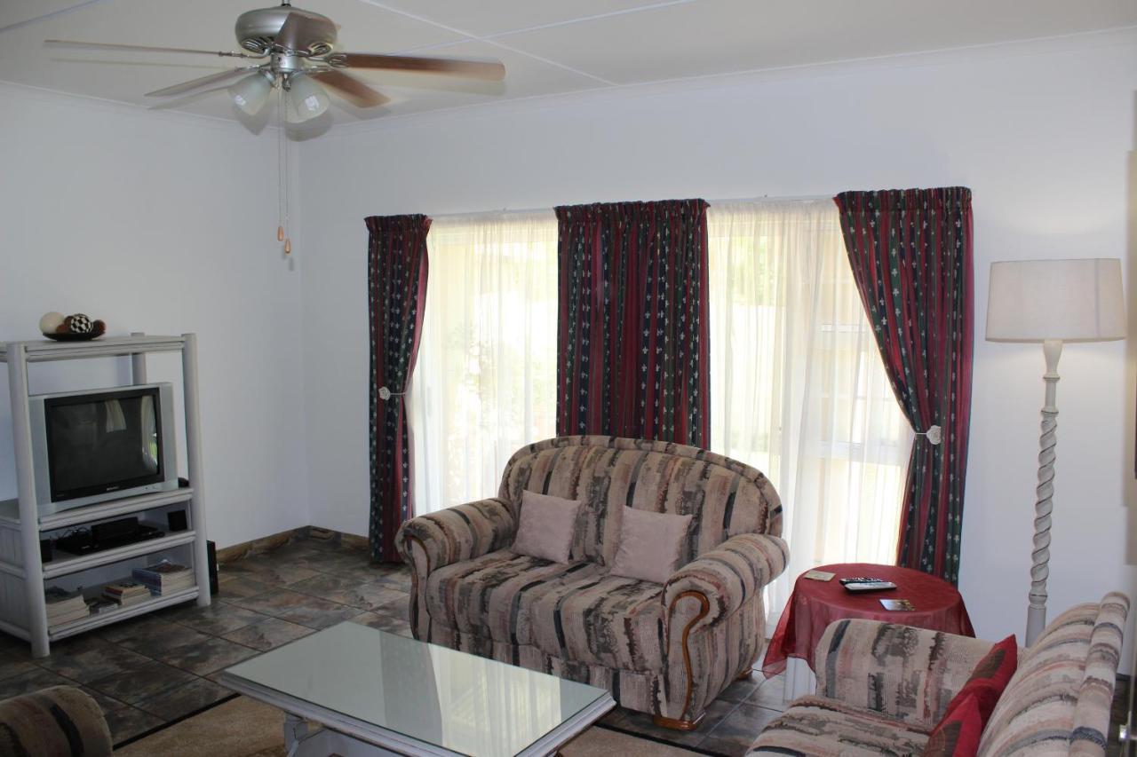 Van Biljon Cottage No Loadshedding Оудсгорн Екстер'єр фото